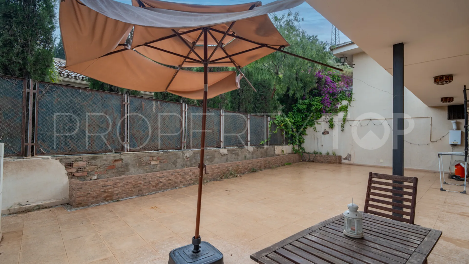 Se vende casa en Mayorazgo