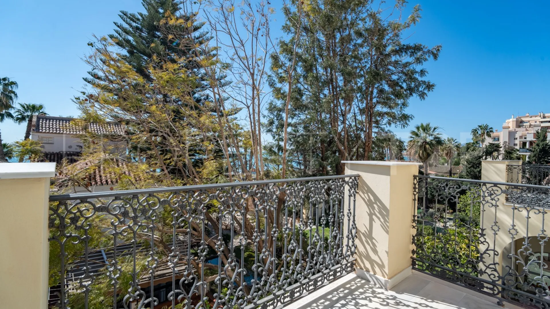 Buy El Limonar duplex