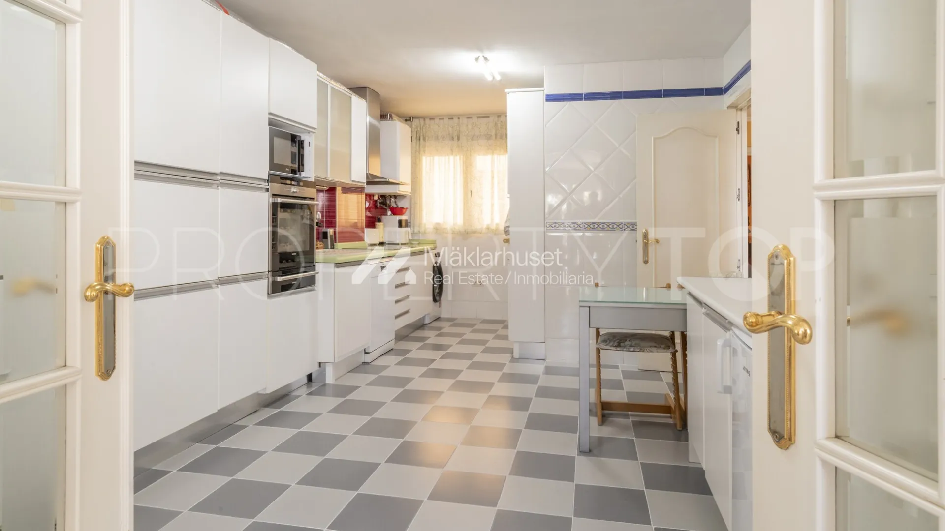 La Malagueta - La Caleta, piso de 4 dormitorios en venta
