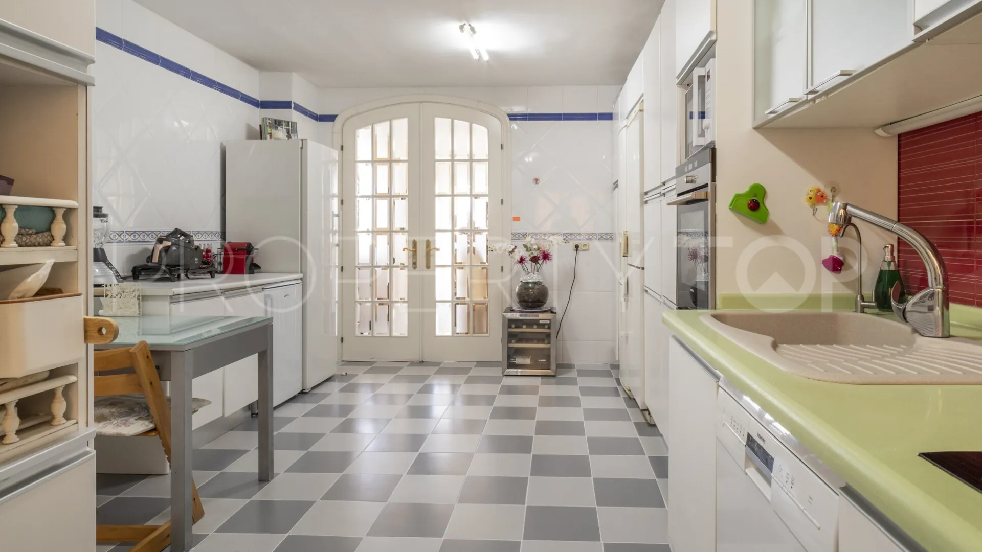 La Malagueta - La Caleta, piso de 4 dormitorios en venta