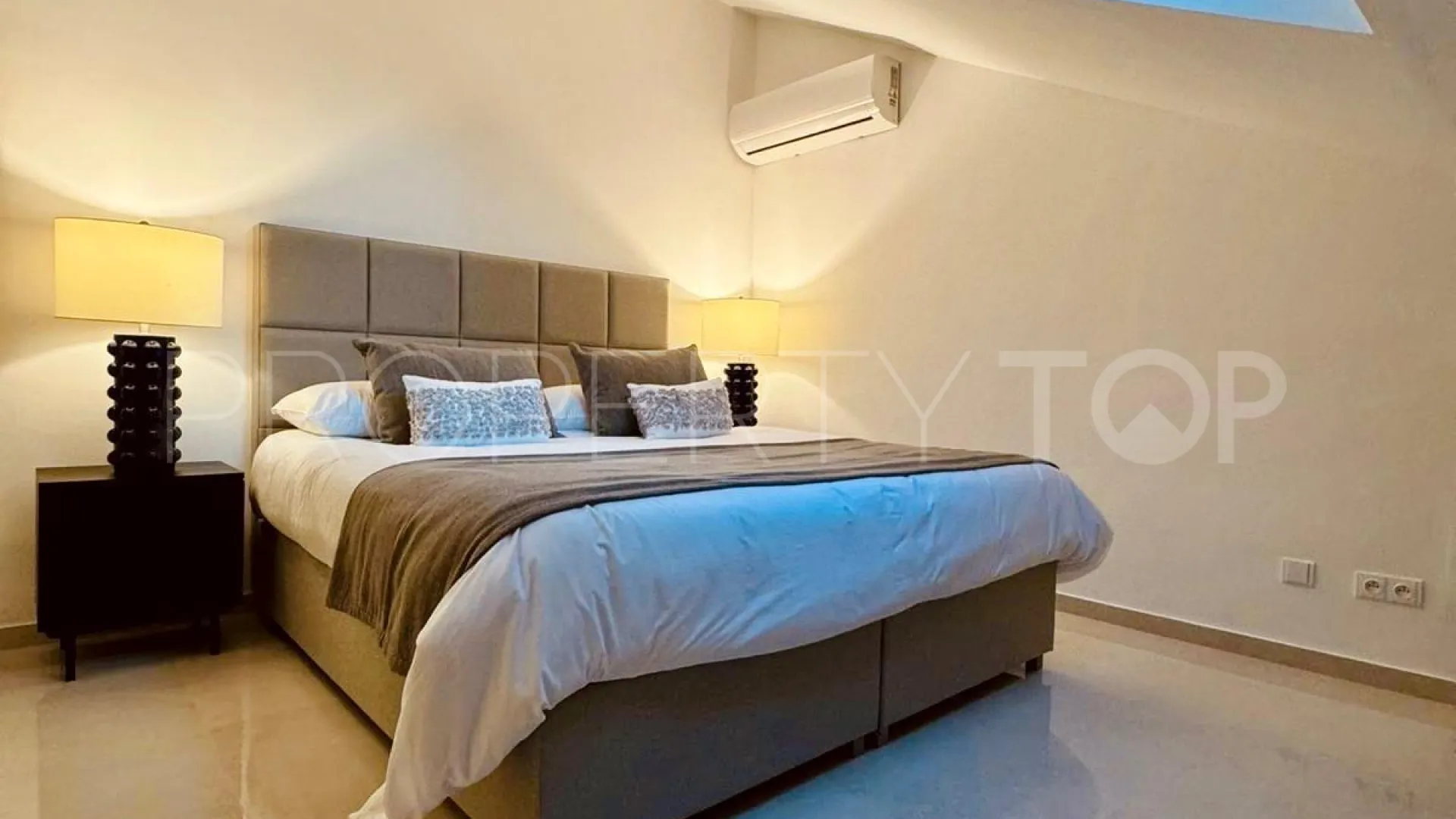 For sale villa in Monte Biarritz with 3 bedrooms