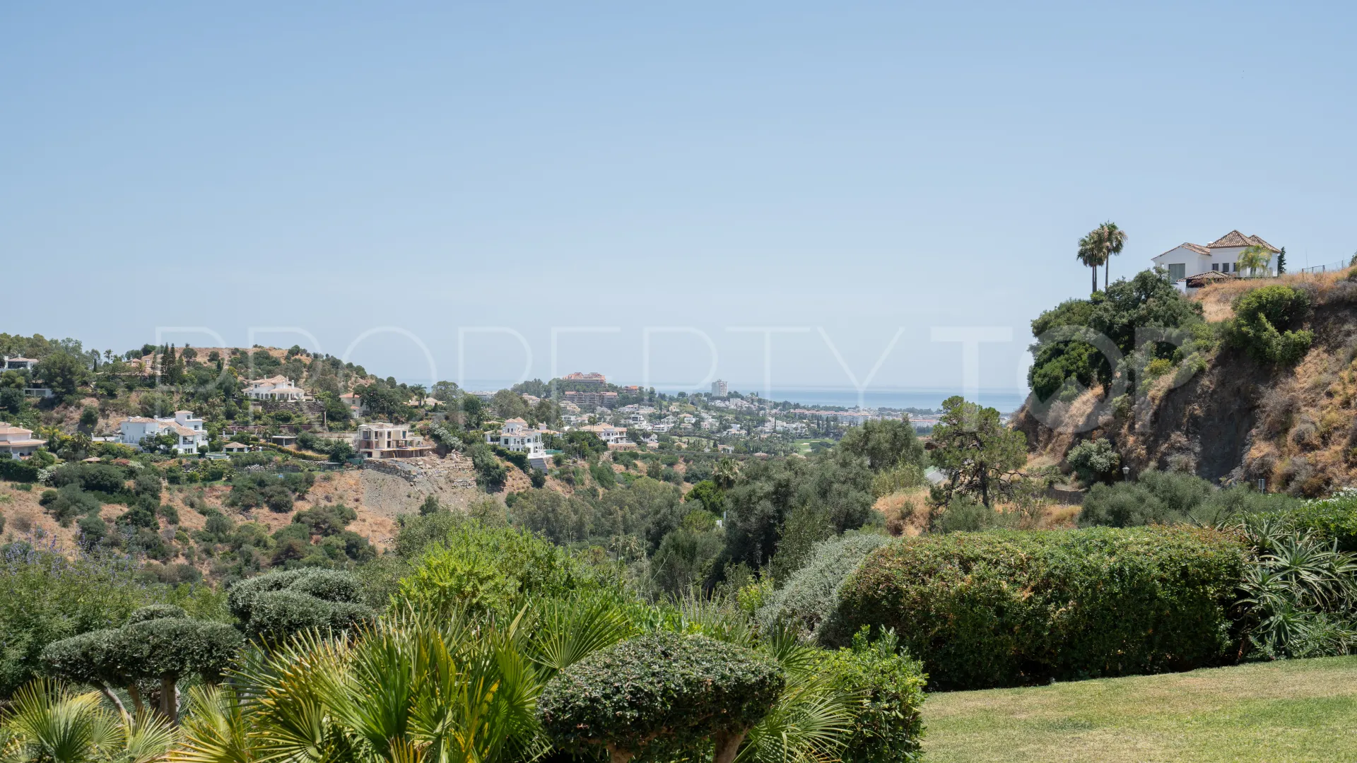 3 bedrooms ground floor apartment in Altos de La Quinta for sale