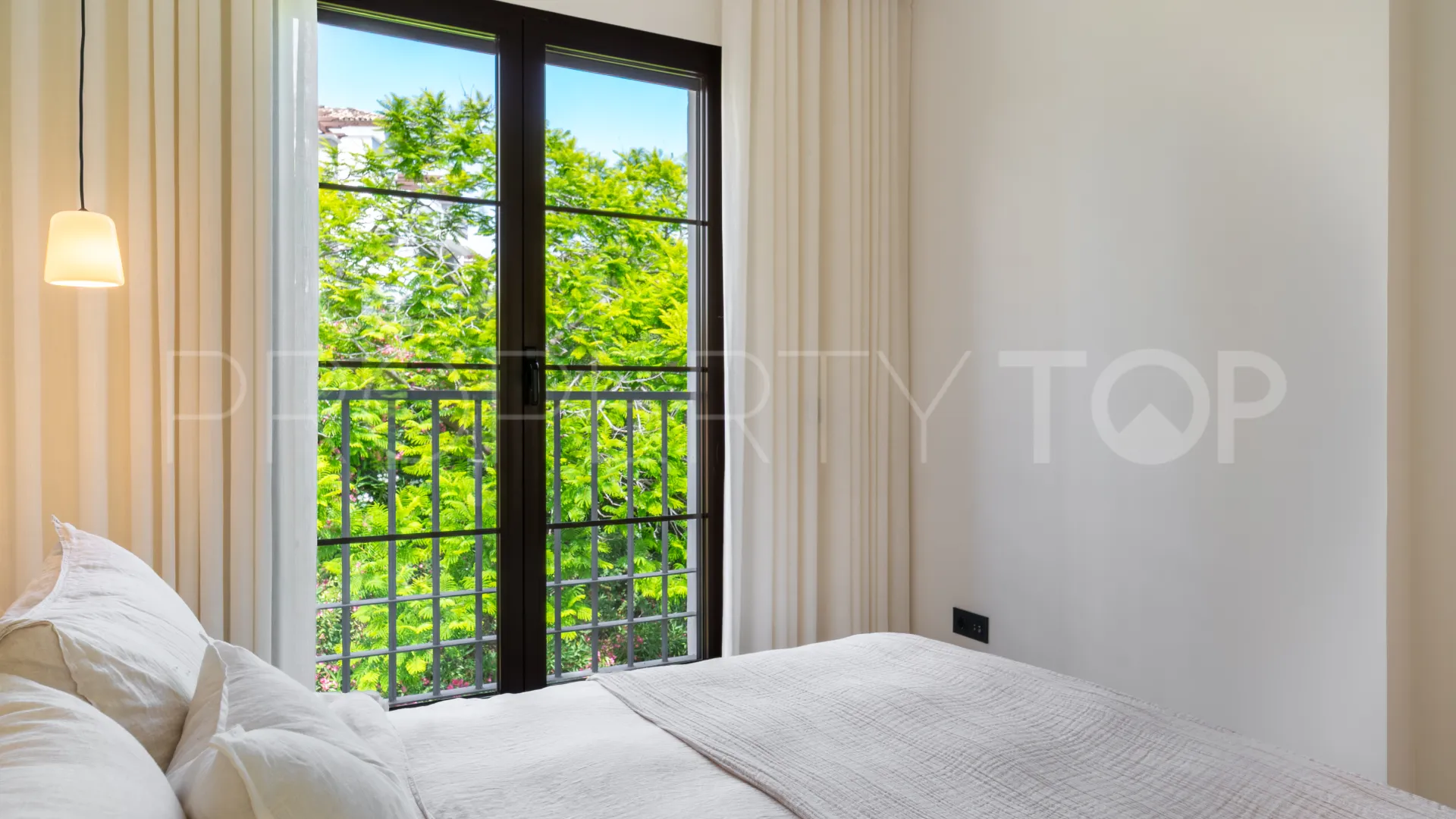For sale penthouse in Los Arqueros