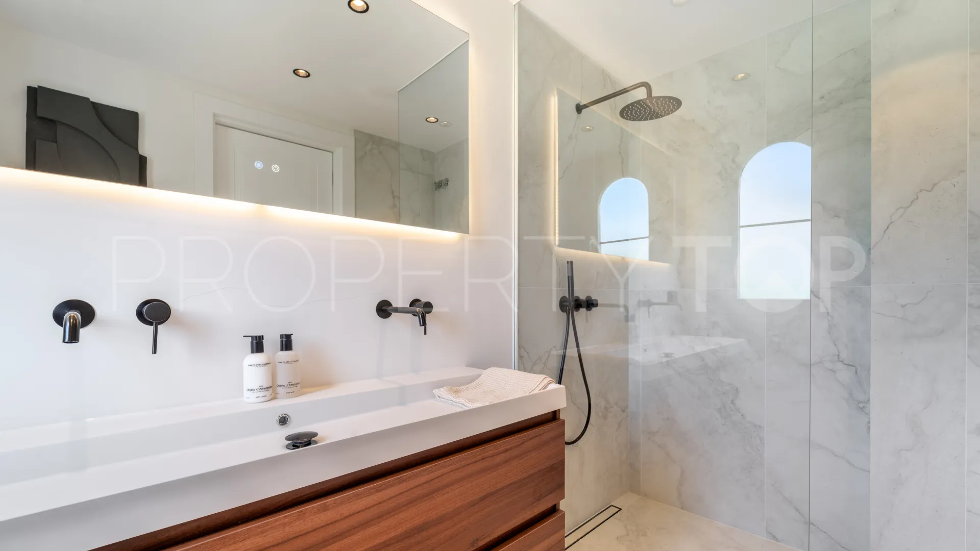 For sale penthouse in Los Arqueros