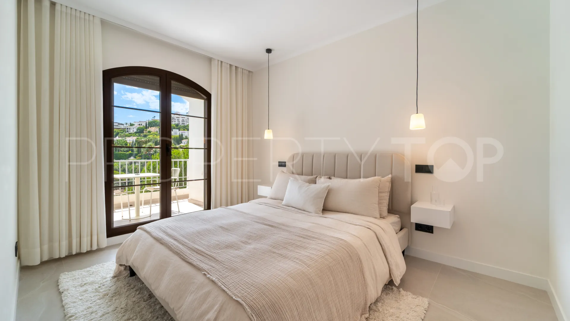 For sale penthouse in Los Arqueros