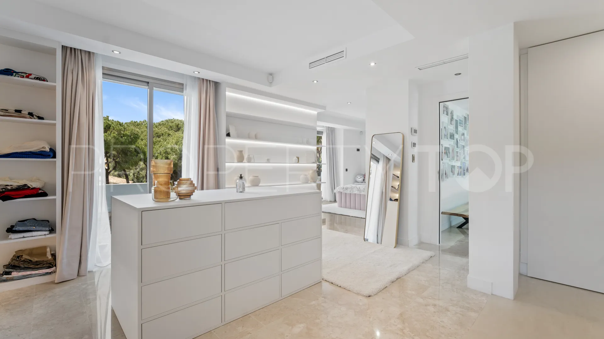 For sale Marbella 6 bedrooms villa