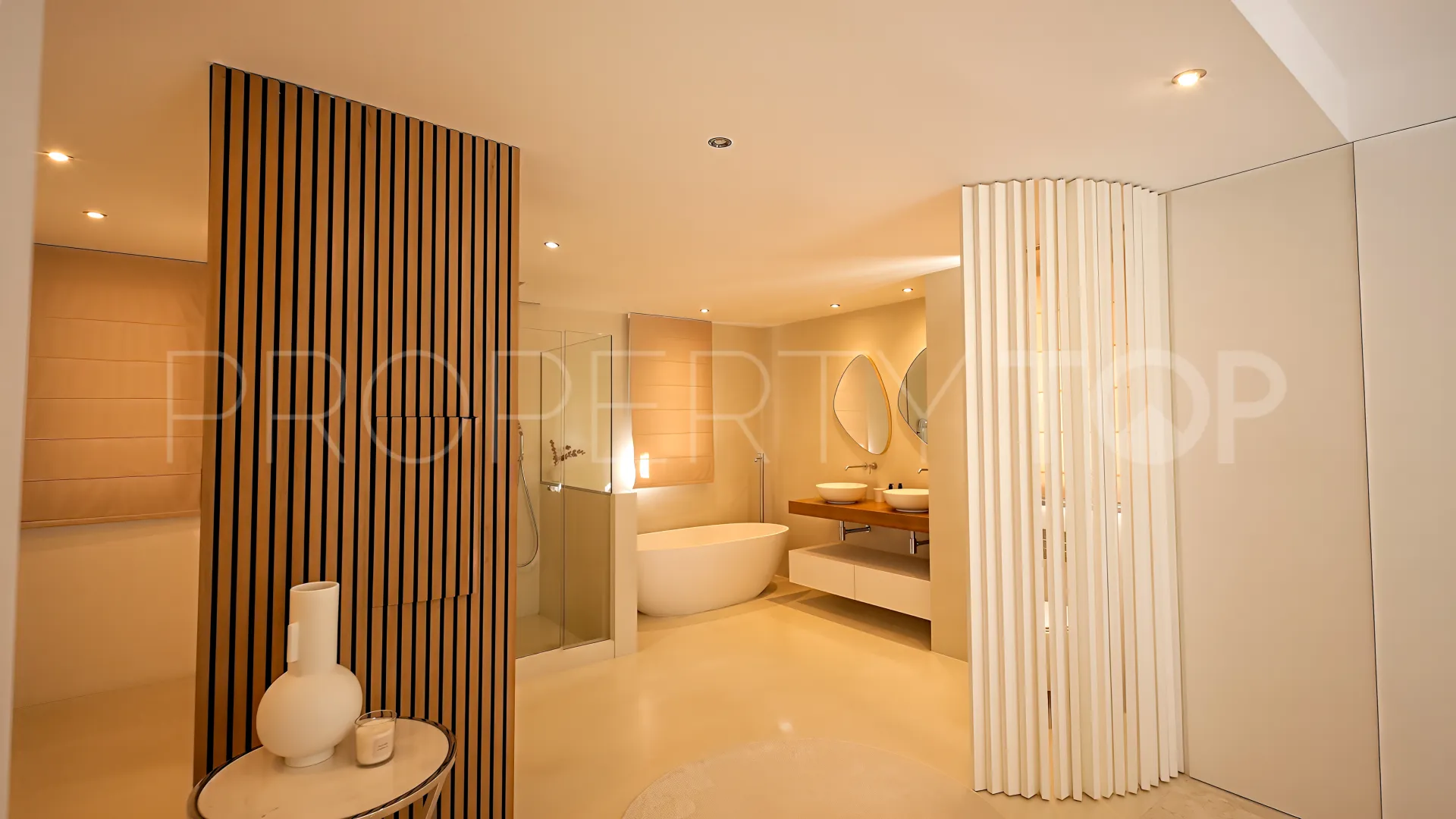 For sale Marbella 6 bedrooms villa