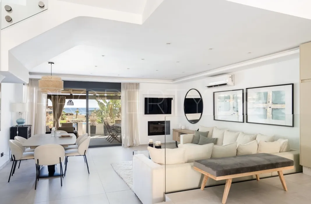 Buy town house in Marina de Casares