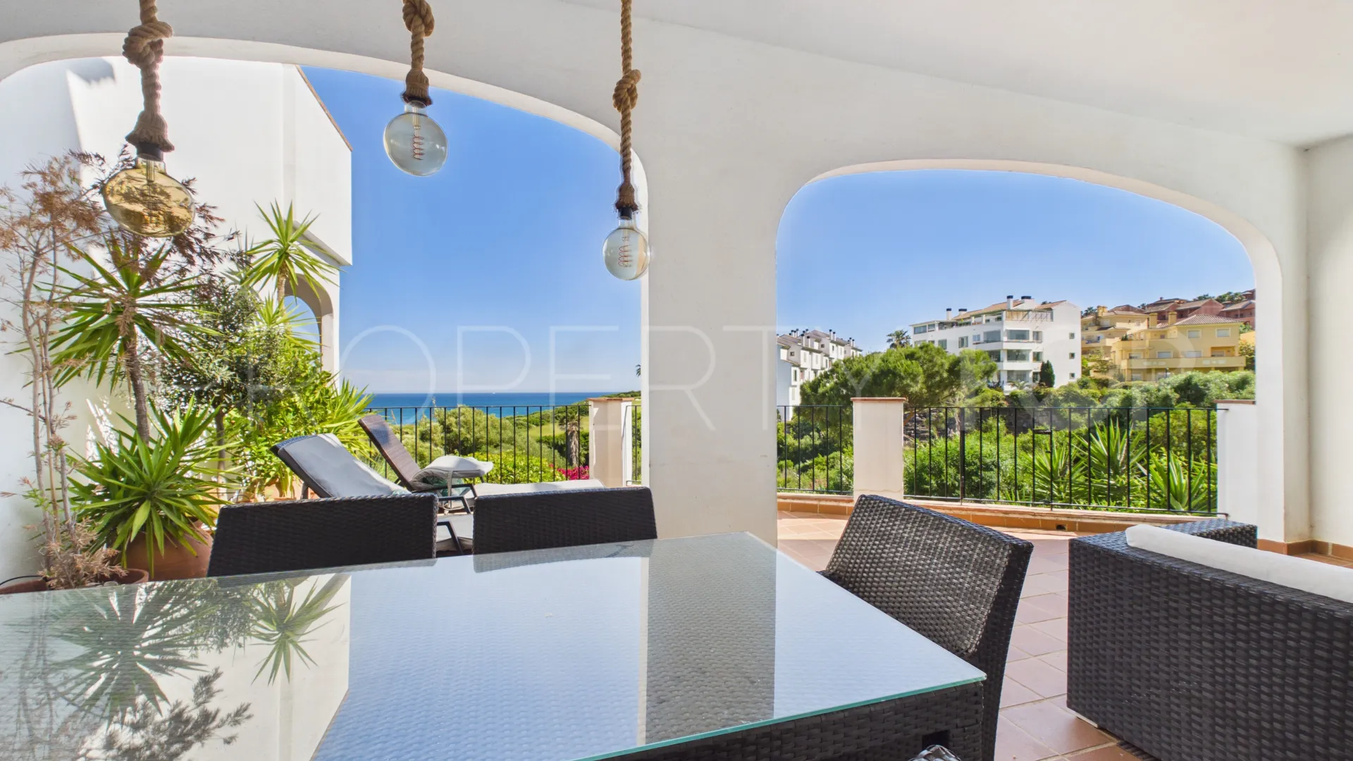 3 bedrooms apartment in Alcaidesa Costa for sale