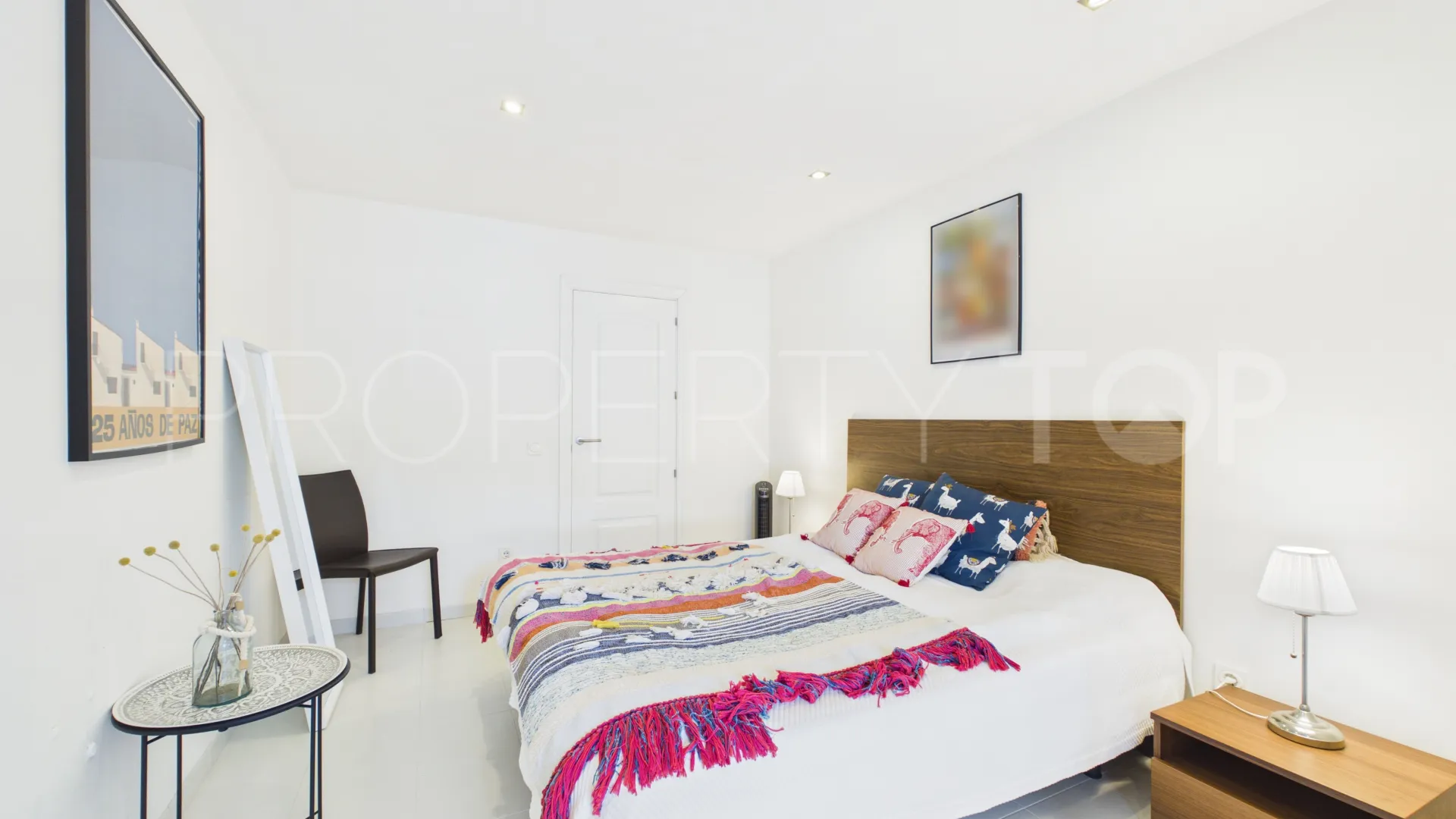 3 bedrooms apartment in Alcaidesa Costa for sale
