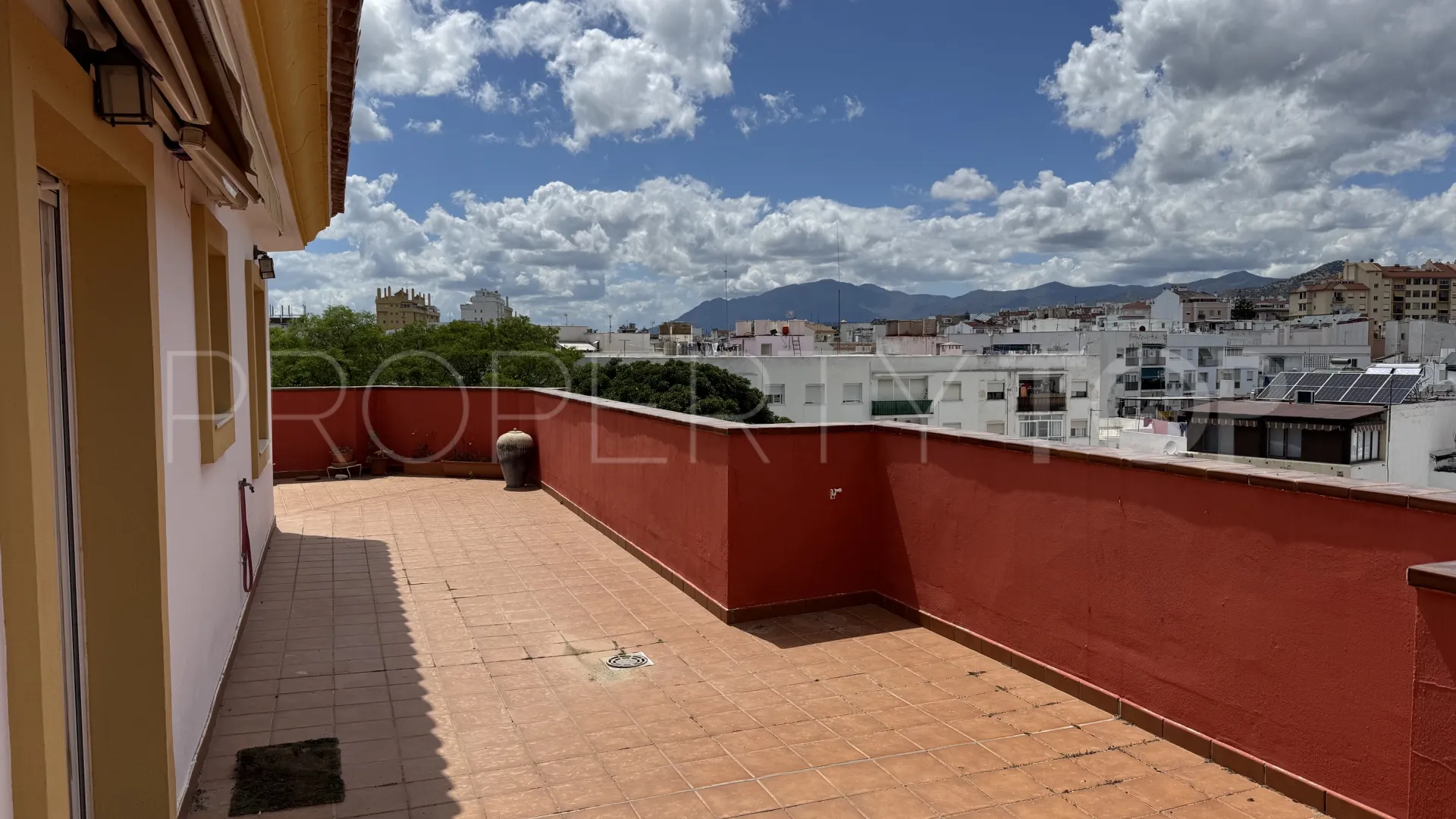 For sale penthouse with 3 bedrooms in San Pedro de Alcantara