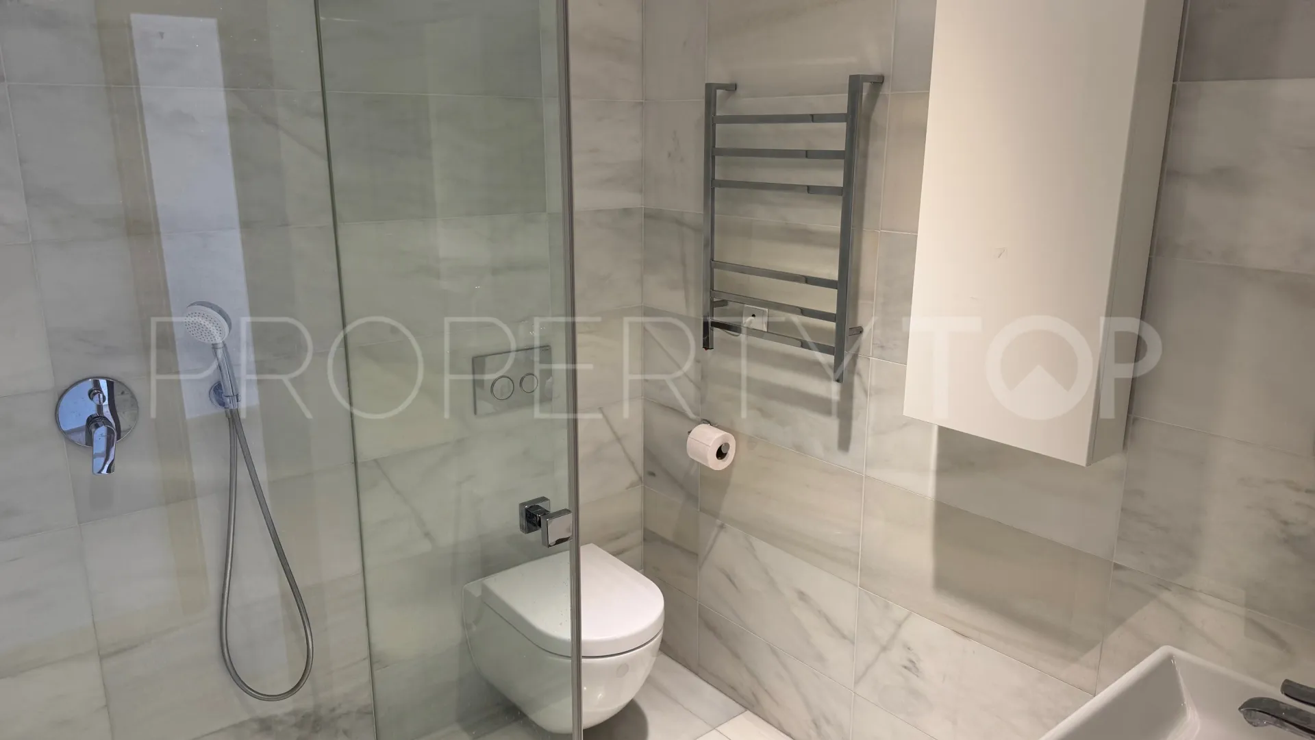 For sale penthouse with 3 bedrooms in San Pedro de Alcantara
