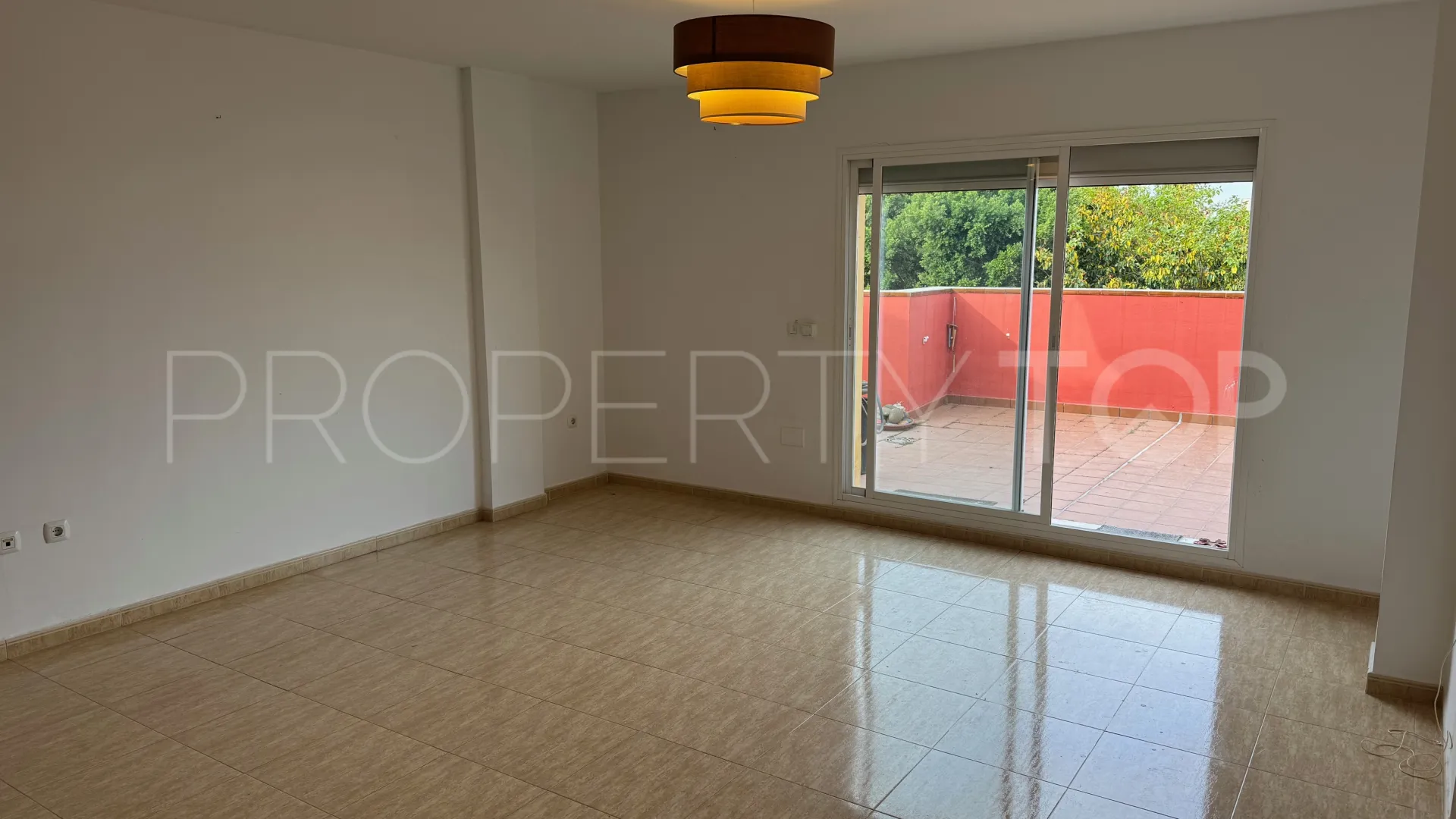 For sale penthouse with 3 bedrooms in San Pedro de Alcantara
