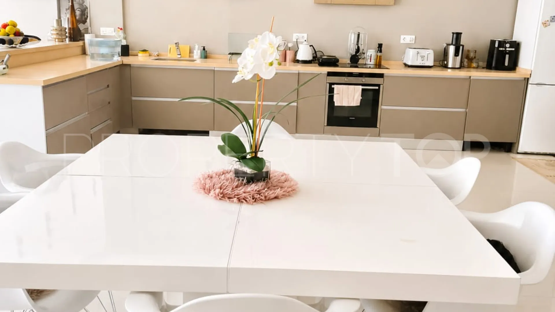 Casa a la venta en Nueva Andalucia