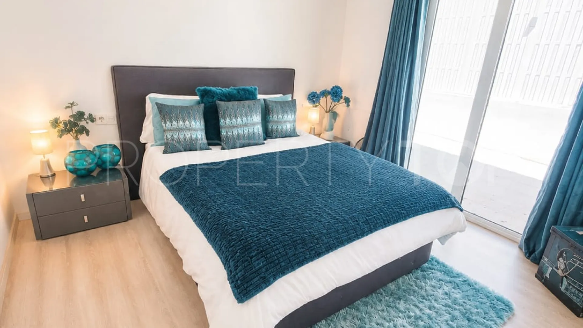 Casa a la venta en Nueva Andalucia