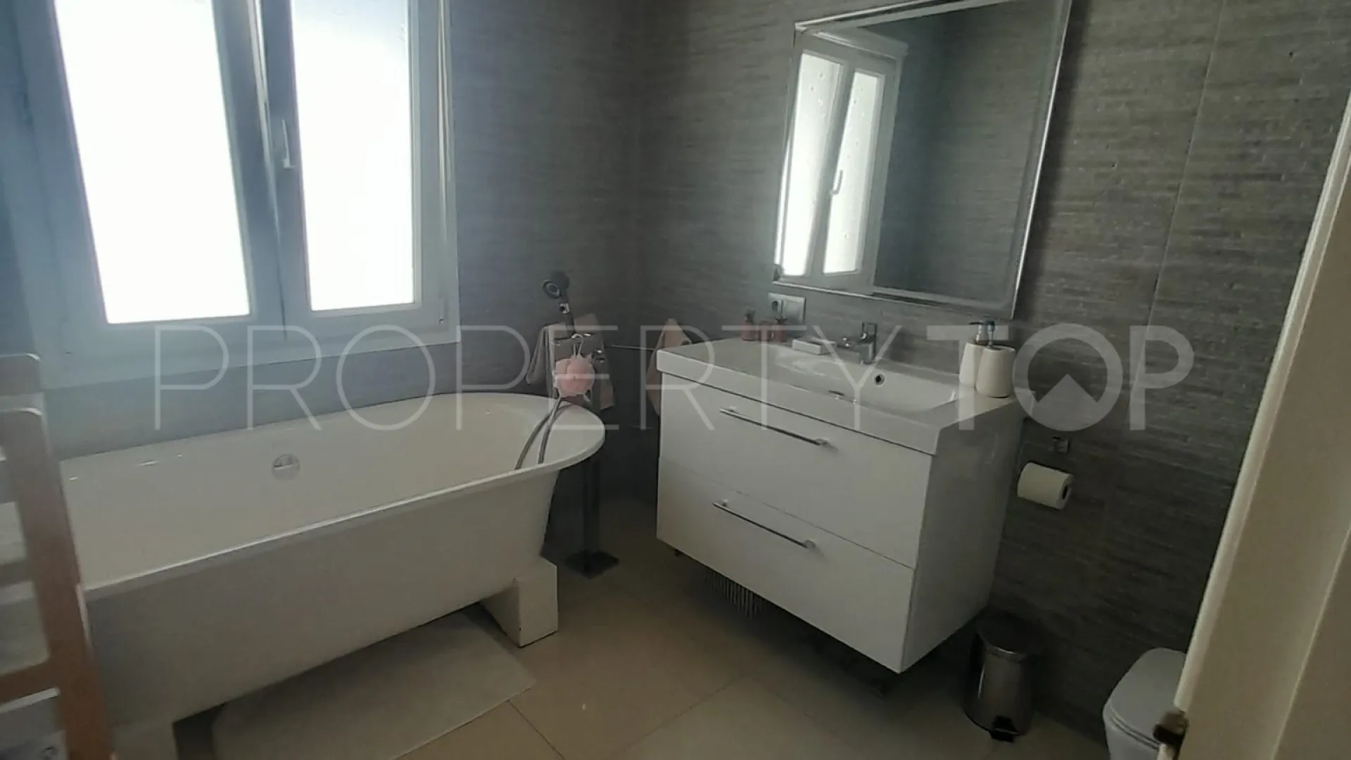 For sale Nueva Andalucia house