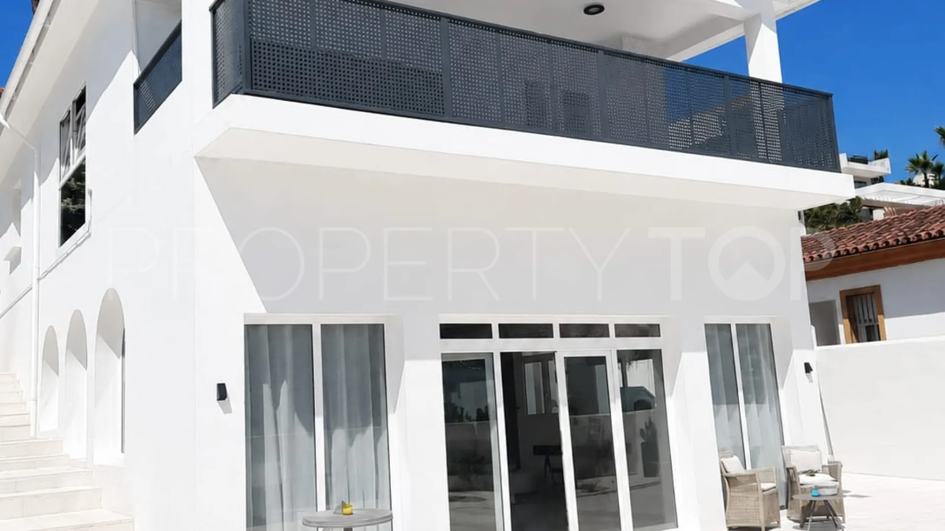 Casa a la venta en Nueva Andalucia