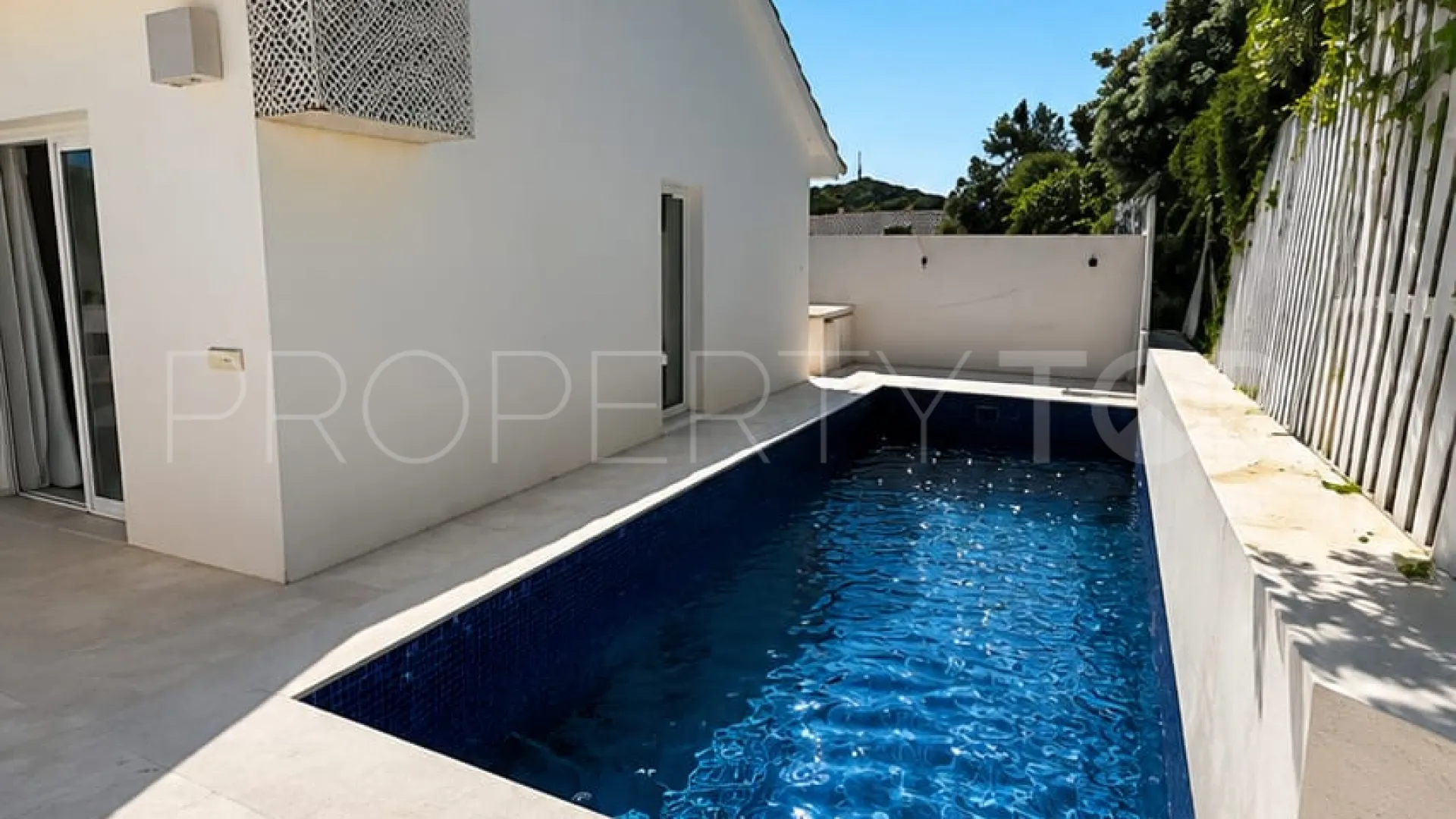 For sale Nueva Andalucia house