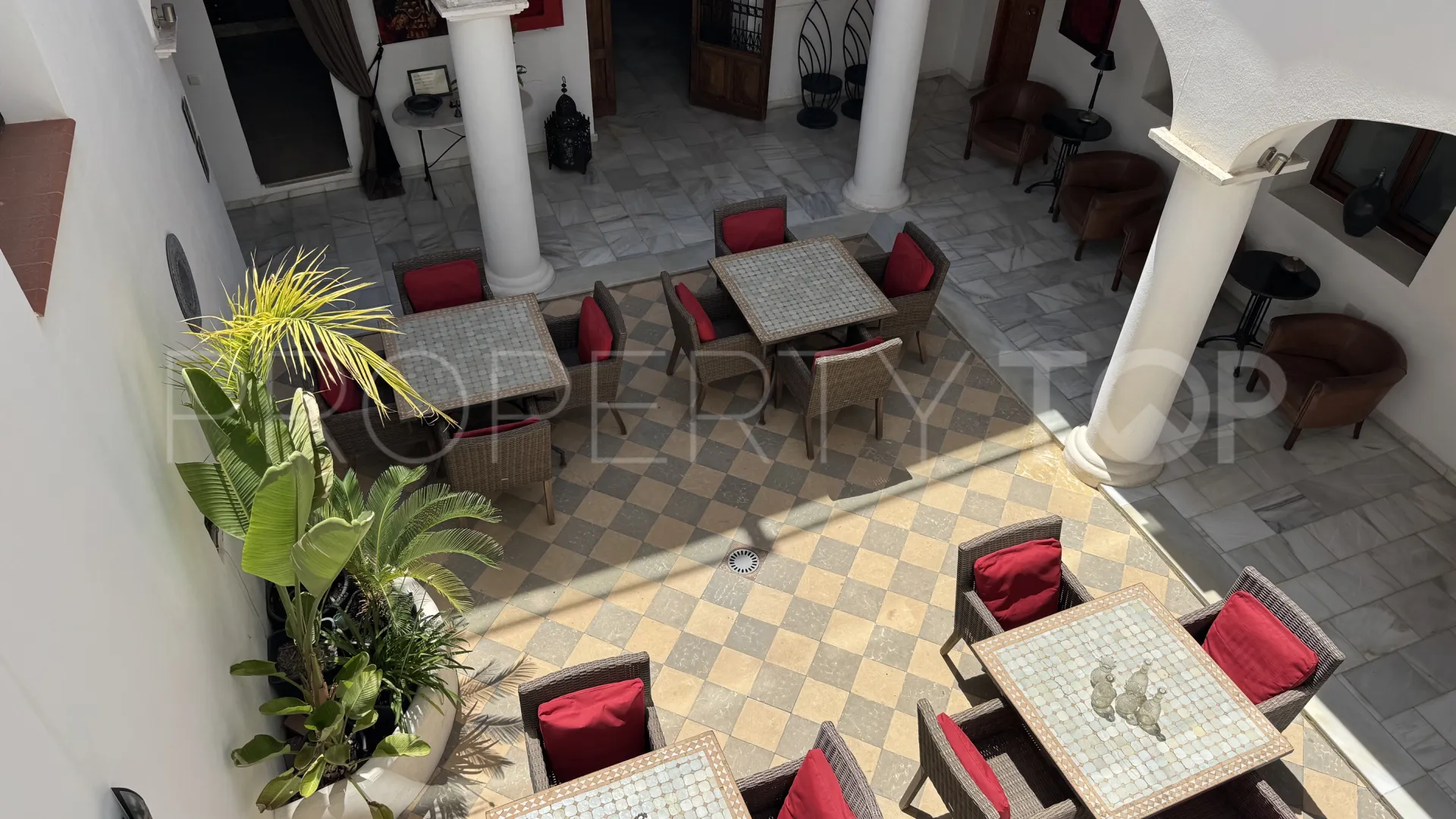 13 bedrooms Vélez-Málaga Pueblo hotel for sale