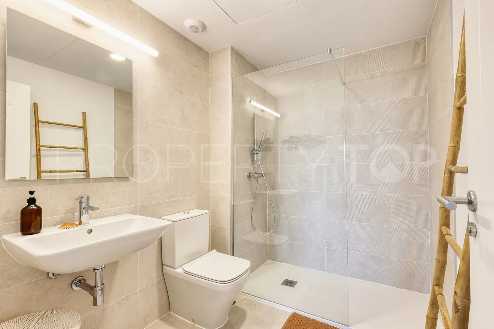 For sale apartment in Las Mesas