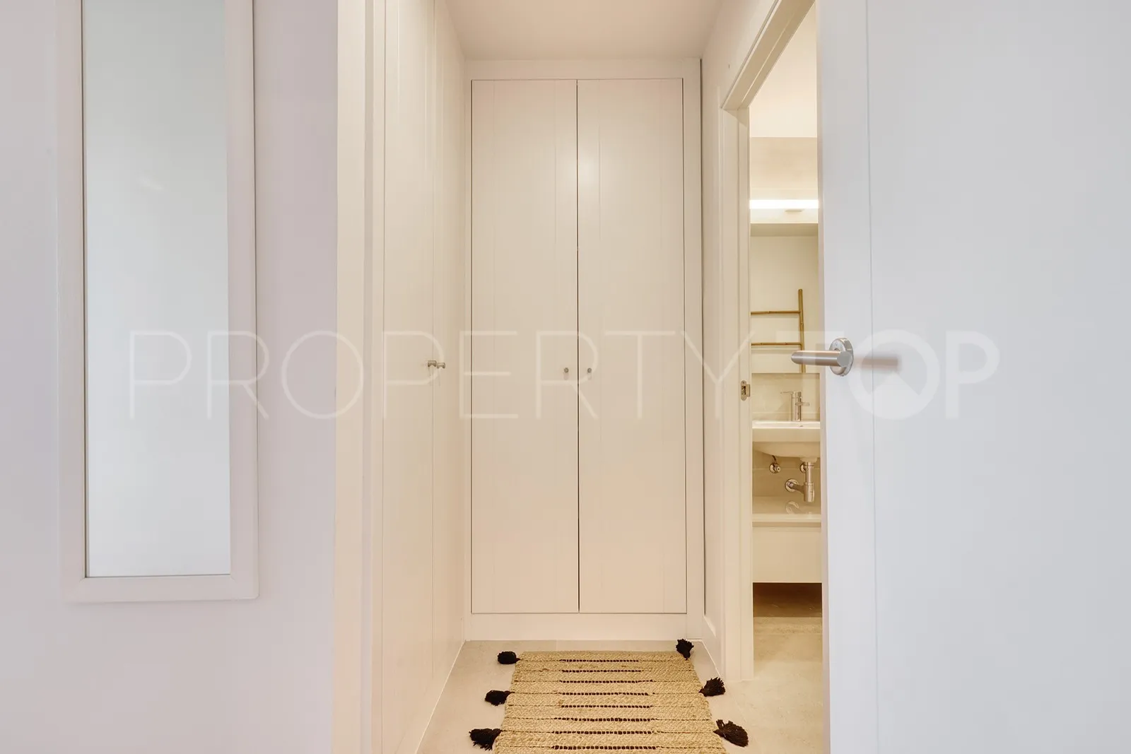 For sale apartment in Las Mesas