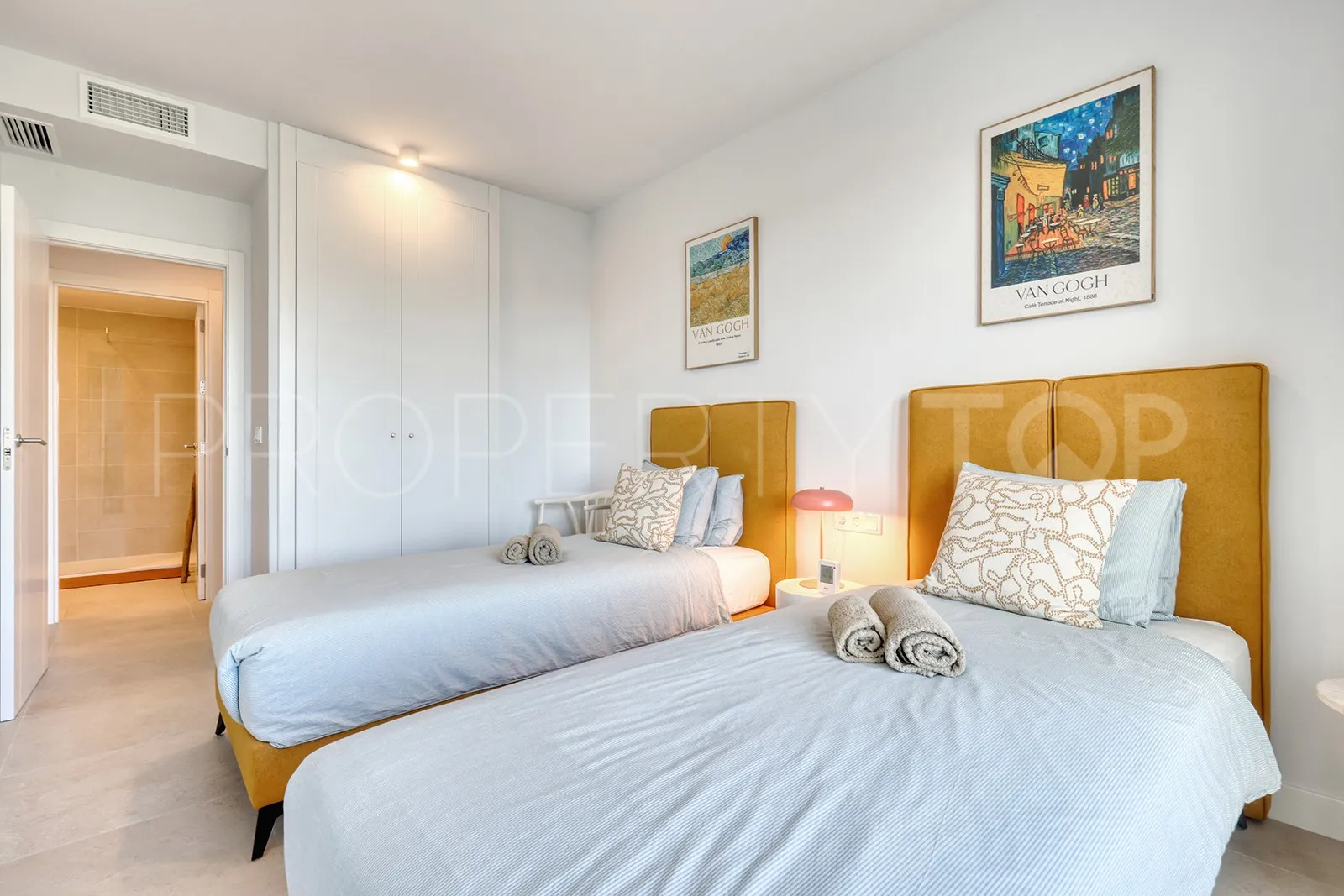 For sale apartment in Las Mesas