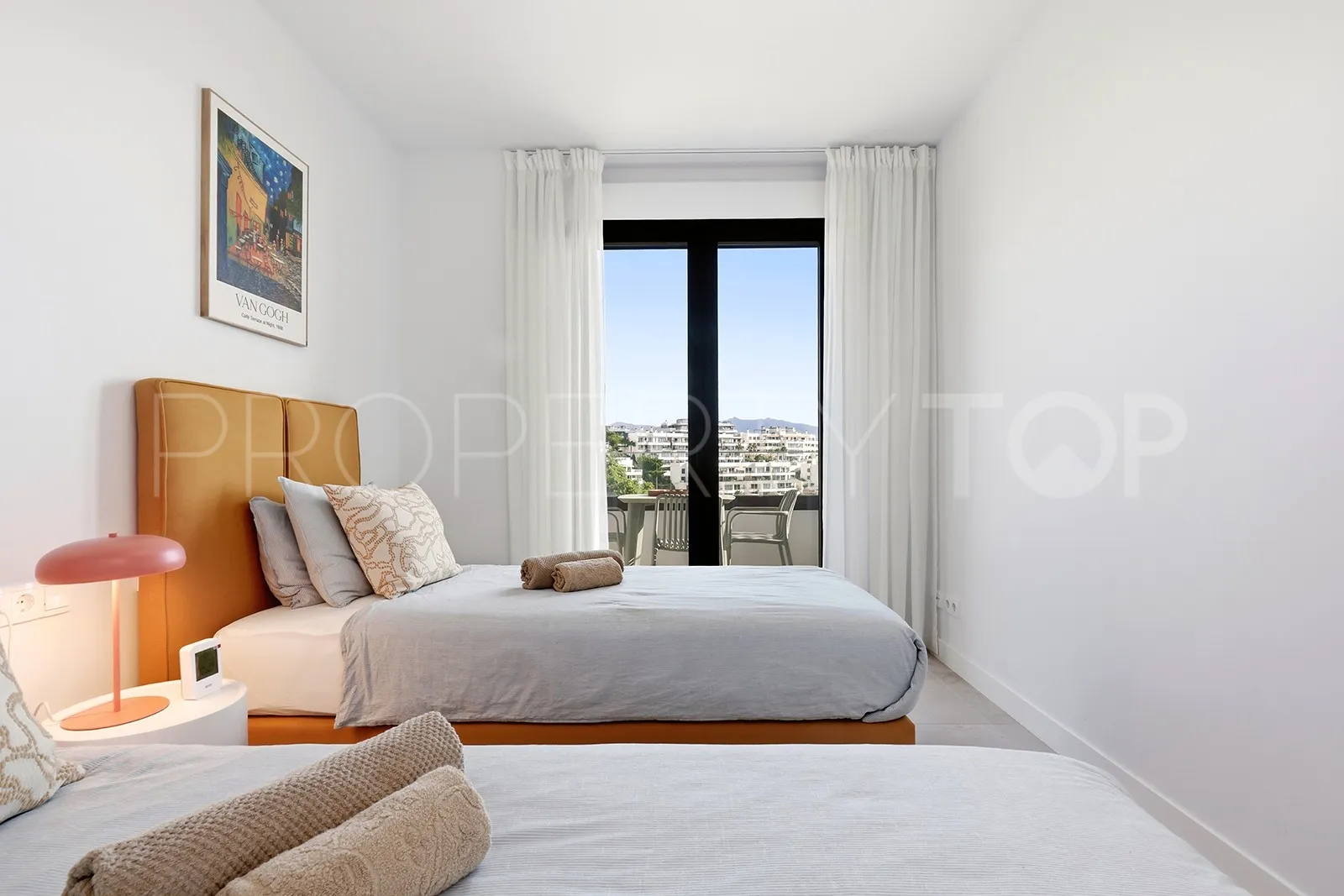 For sale apartment in Las Mesas