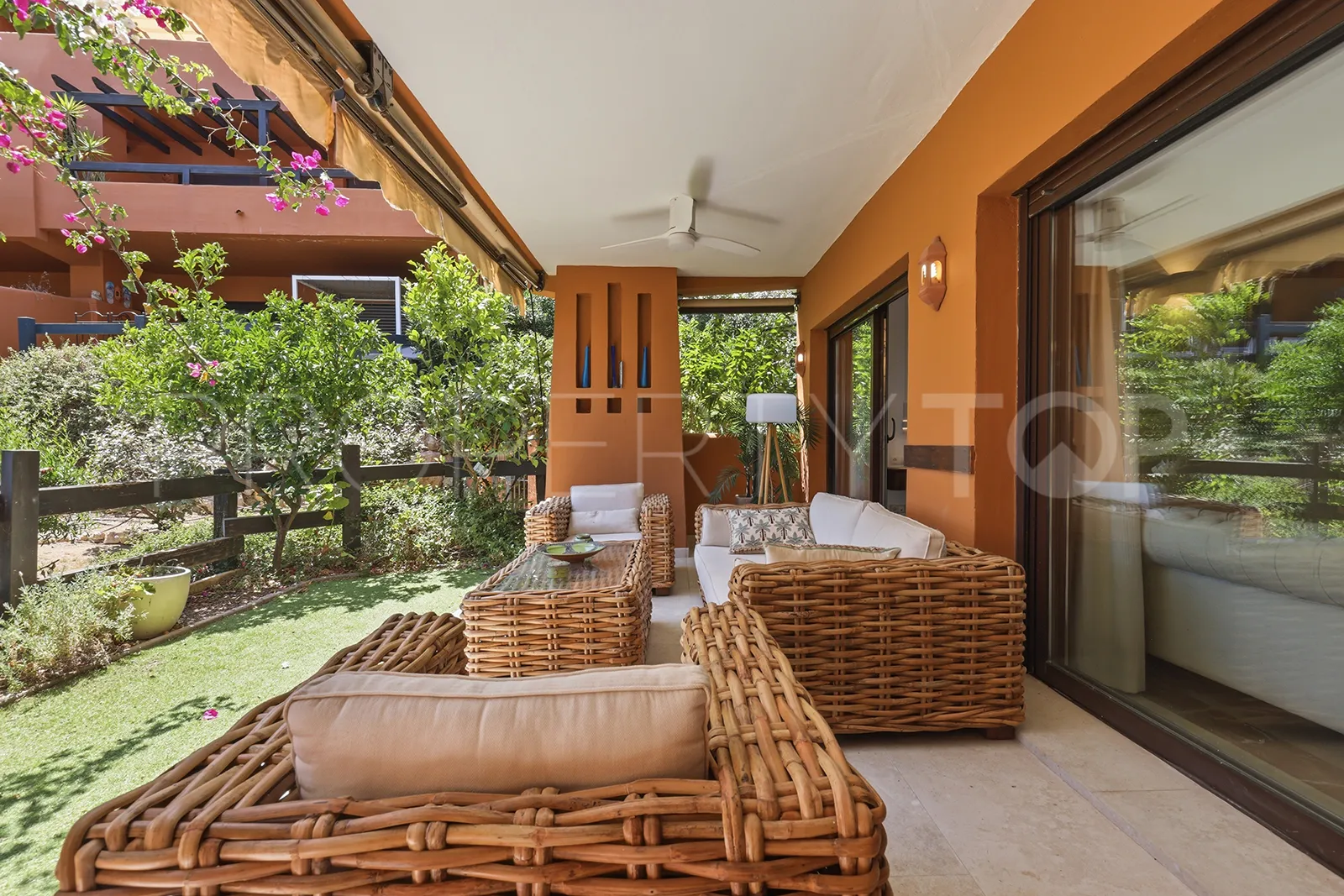 Apartamento planta baja a la venta en La Galera