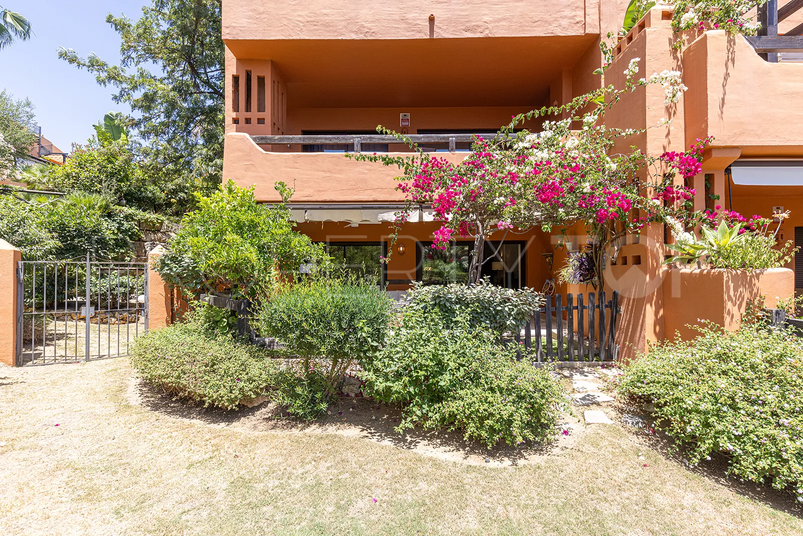 Apartamento planta baja a la venta en La Galera