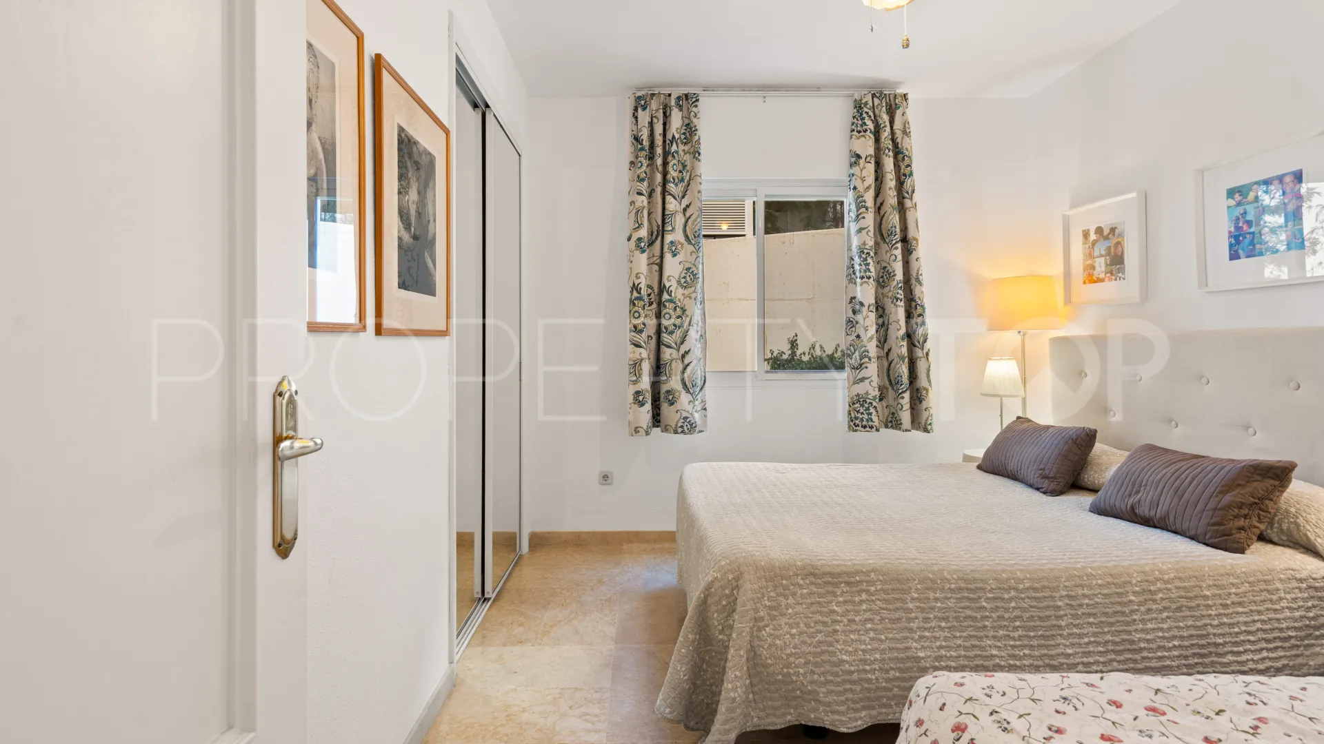 Apartamento en venta en Marina Bay de 3 dormitorios