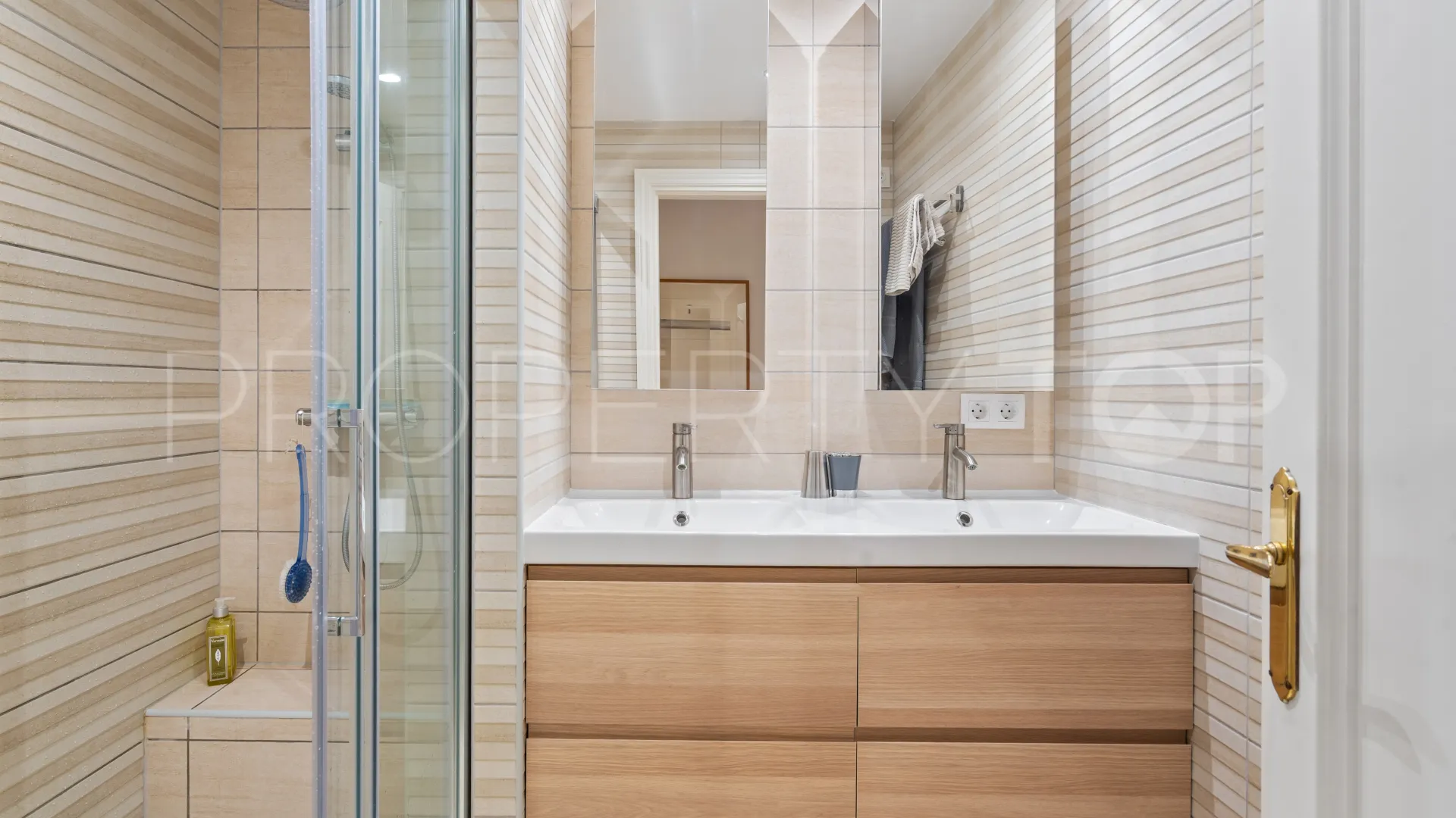 Apartamento en venta en Marina Bay de 3 dormitorios
