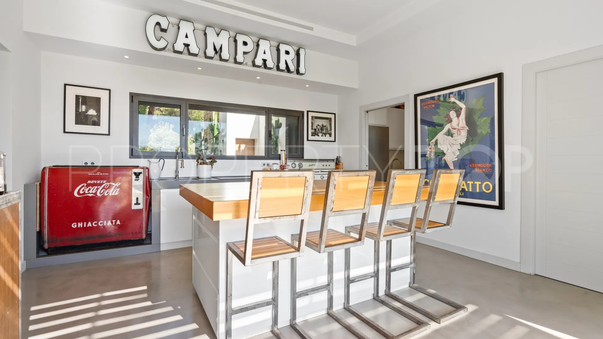 For sale villa in El Madroñal with 6 bedrooms