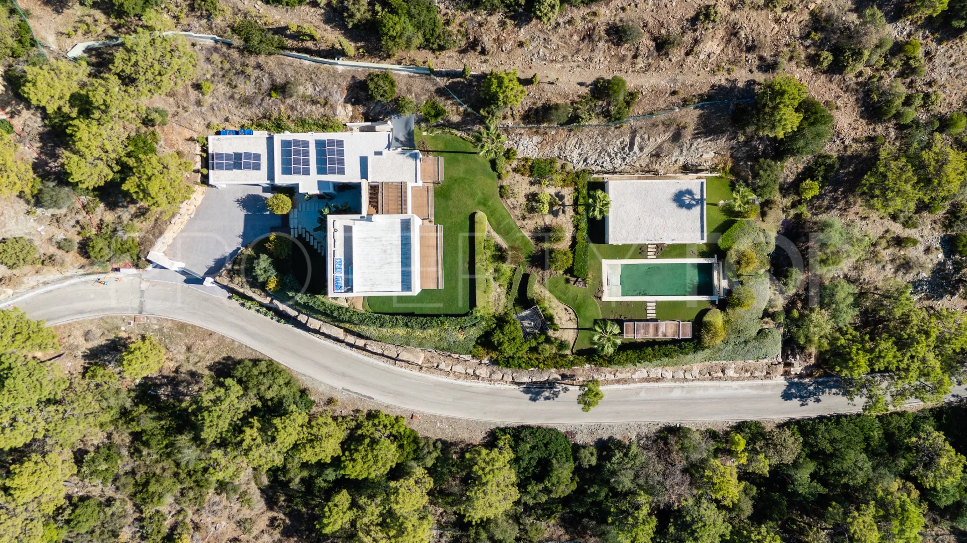For sale villa in El Madroñal with 6 bedrooms