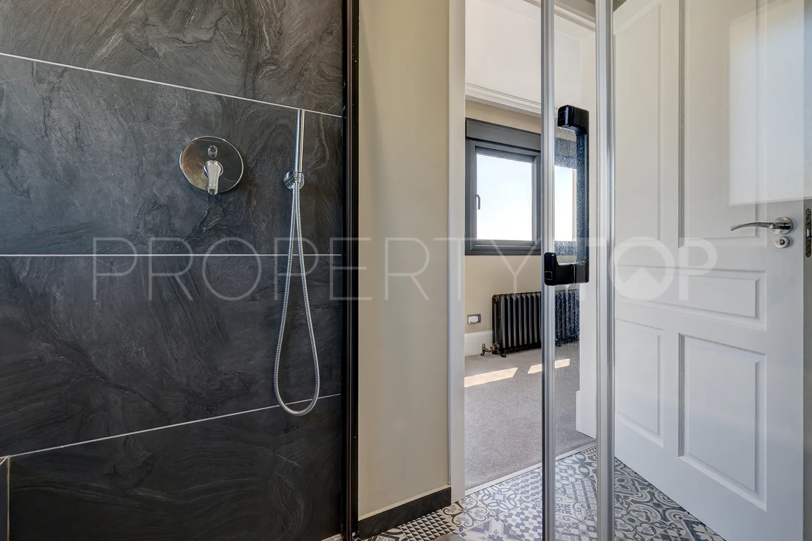 Casares, villa en venta