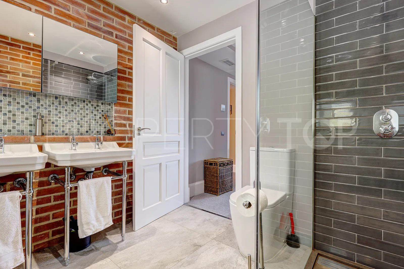 Casares, villa en venta