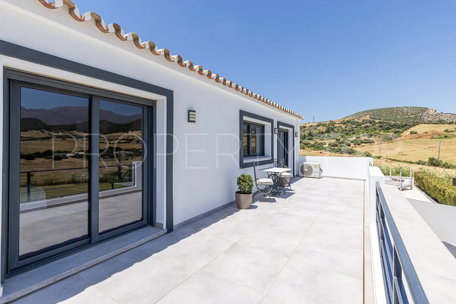 Casares, villa en venta