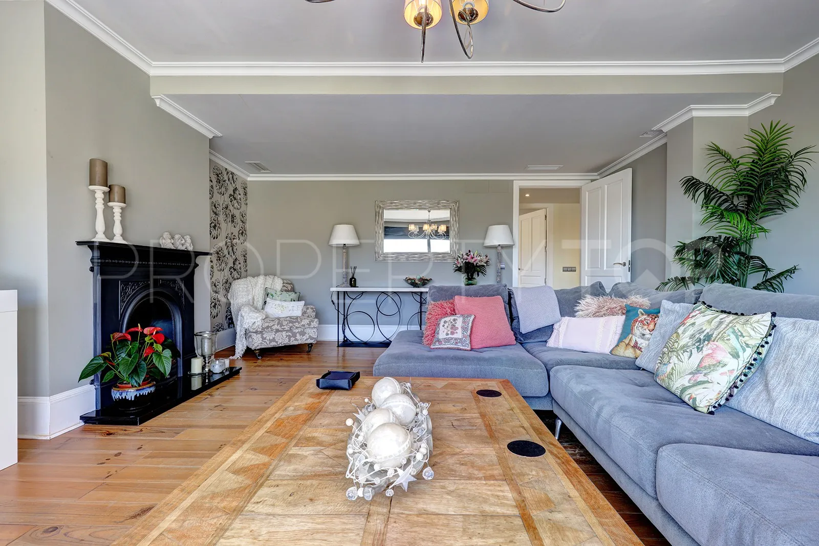 Casares, villa en venta