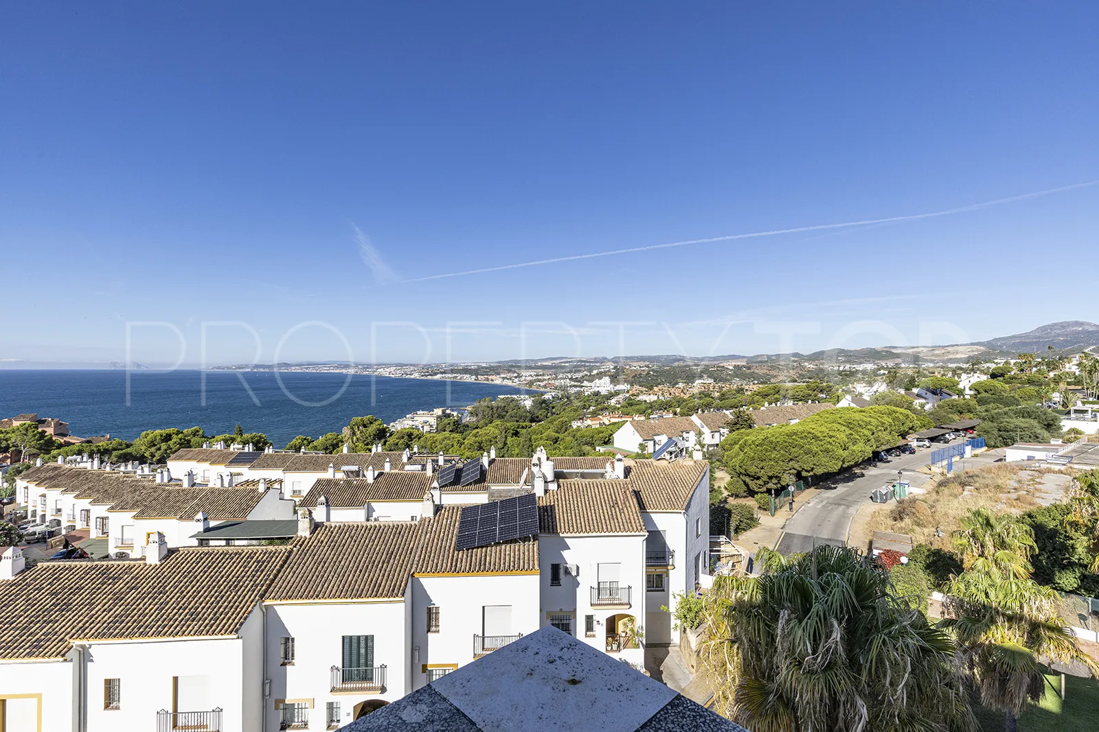 Buy penthouse in Seghers