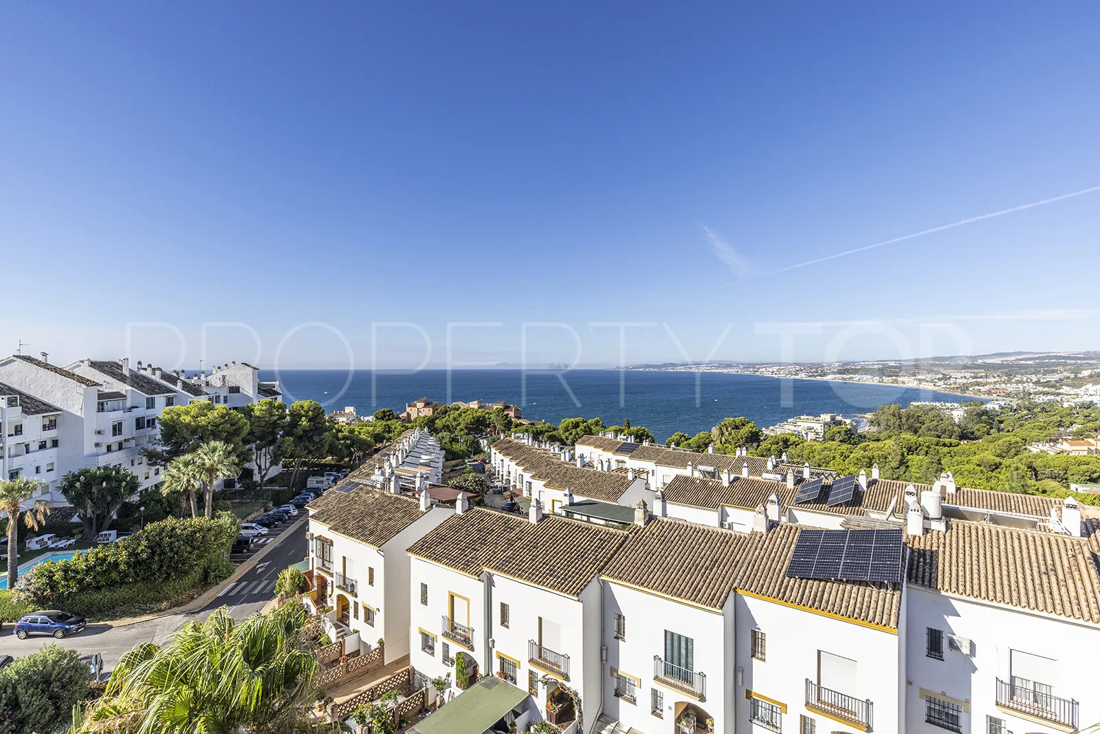 Buy penthouse in Seghers