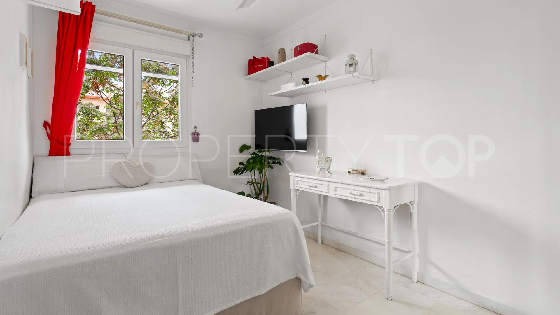 Apartamento en venta en Estepona Ciudad