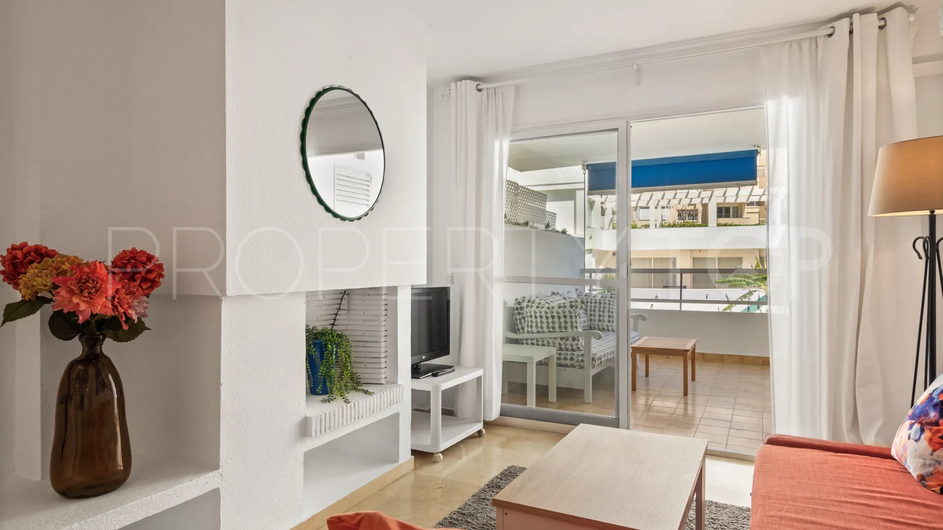 Apartamento en venta en Estepona Puerto