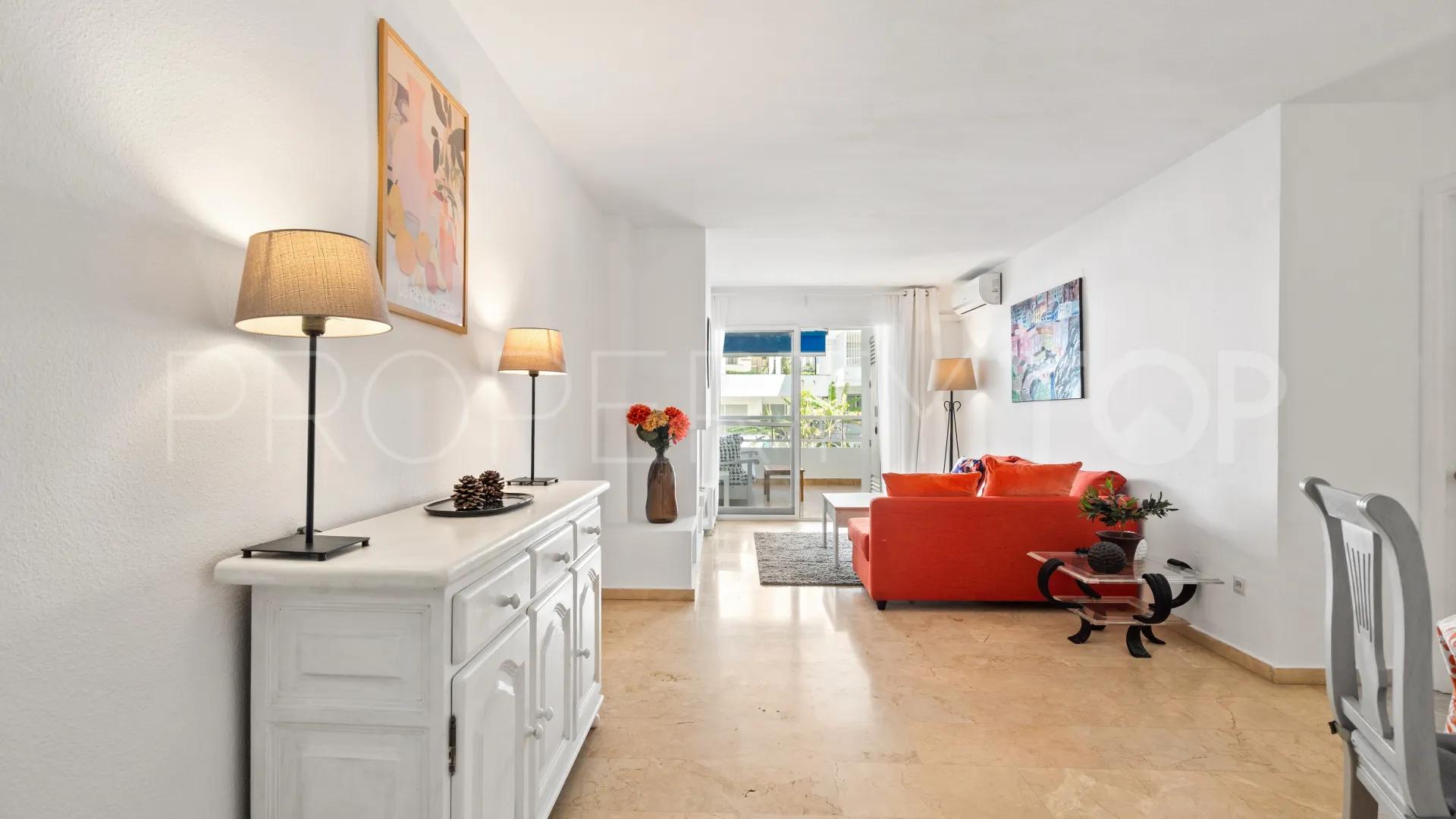 Apartamento en venta en Estepona Puerto