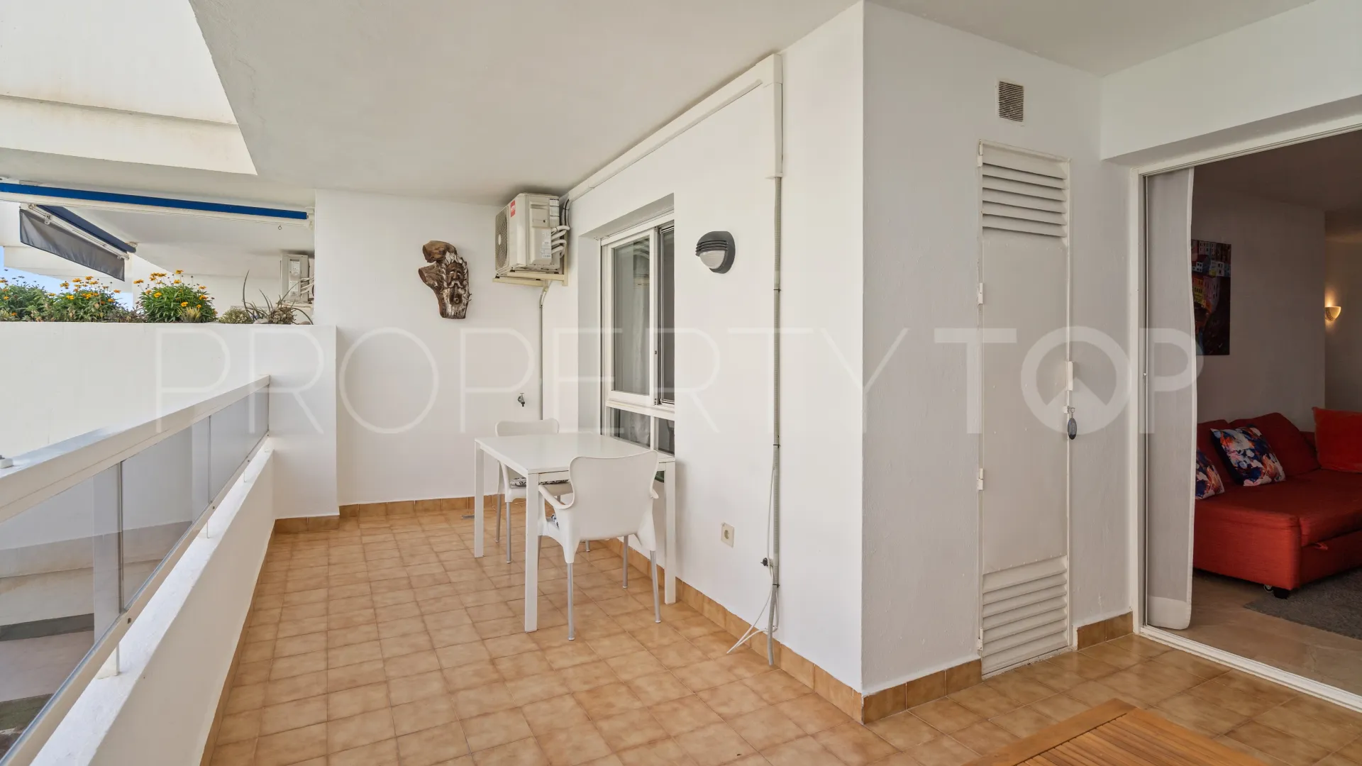 Apartamento en venta en Estepona Puerto