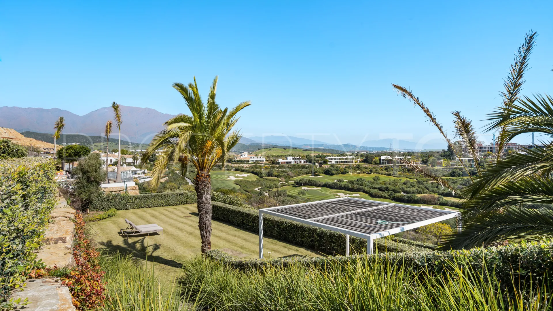 Se vende villa en Finca Cortesin