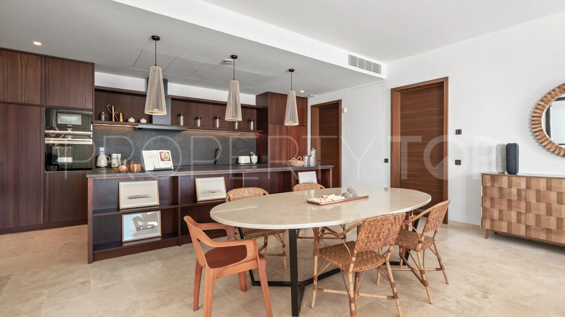 Se vende villa en Finca Cortesin
