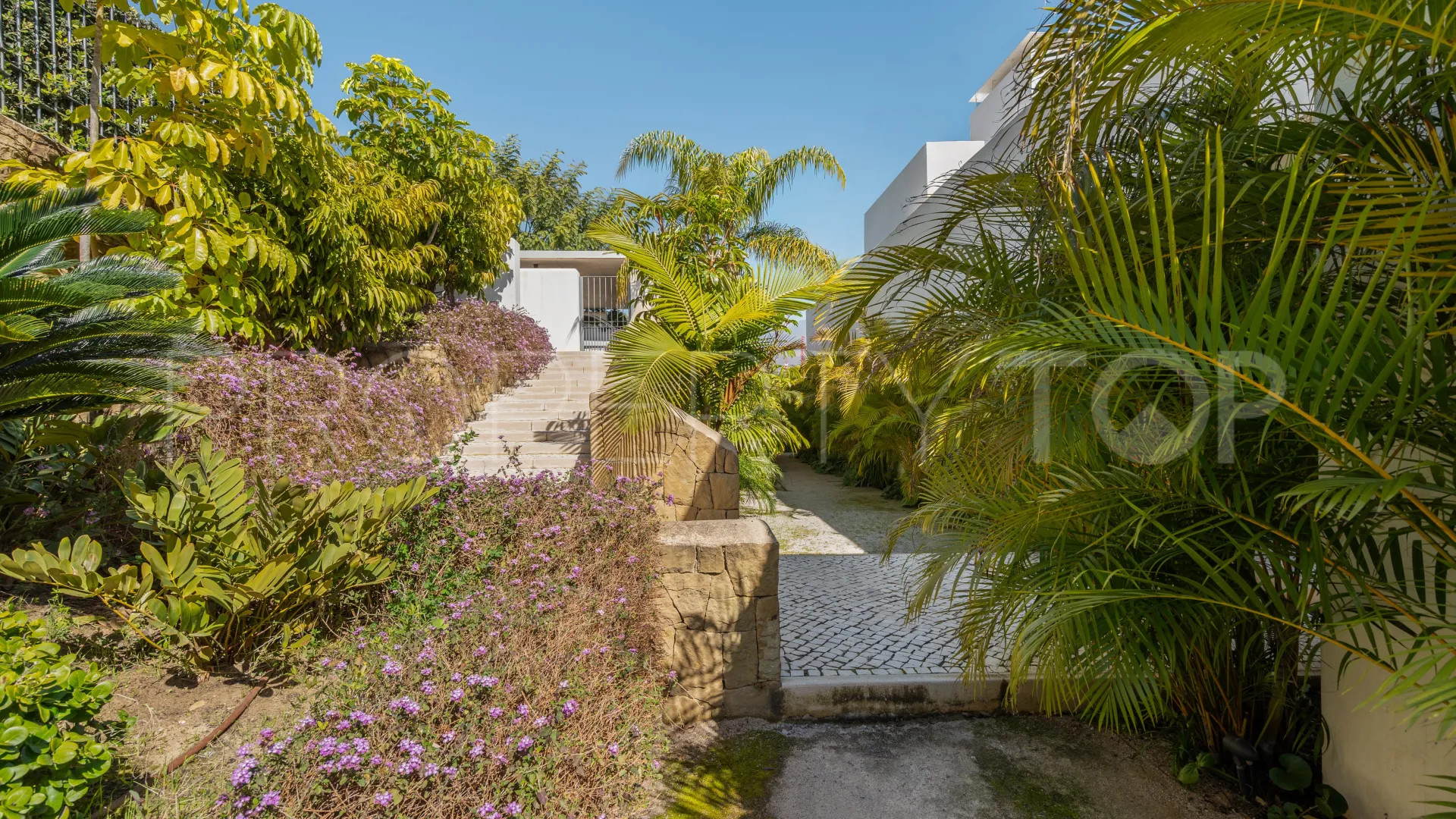 Se vende villa en Finca Cortesin