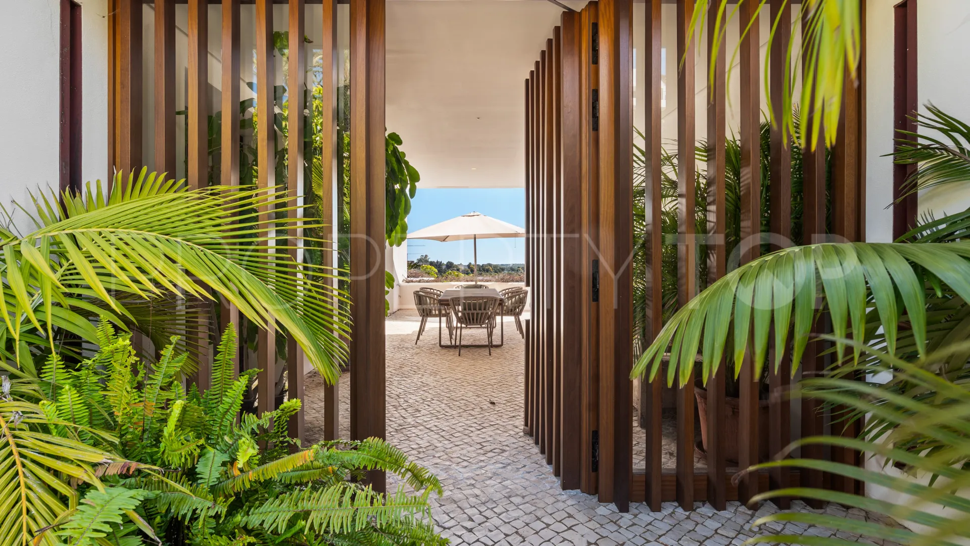 Se vende villa en Finca Cortesin
