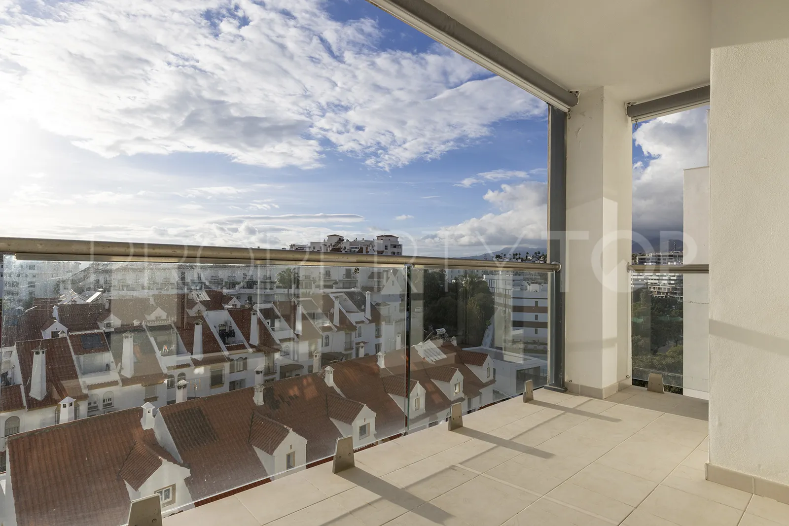 Apartamento en venta en Puerto Blanco con 3 dormitorios
