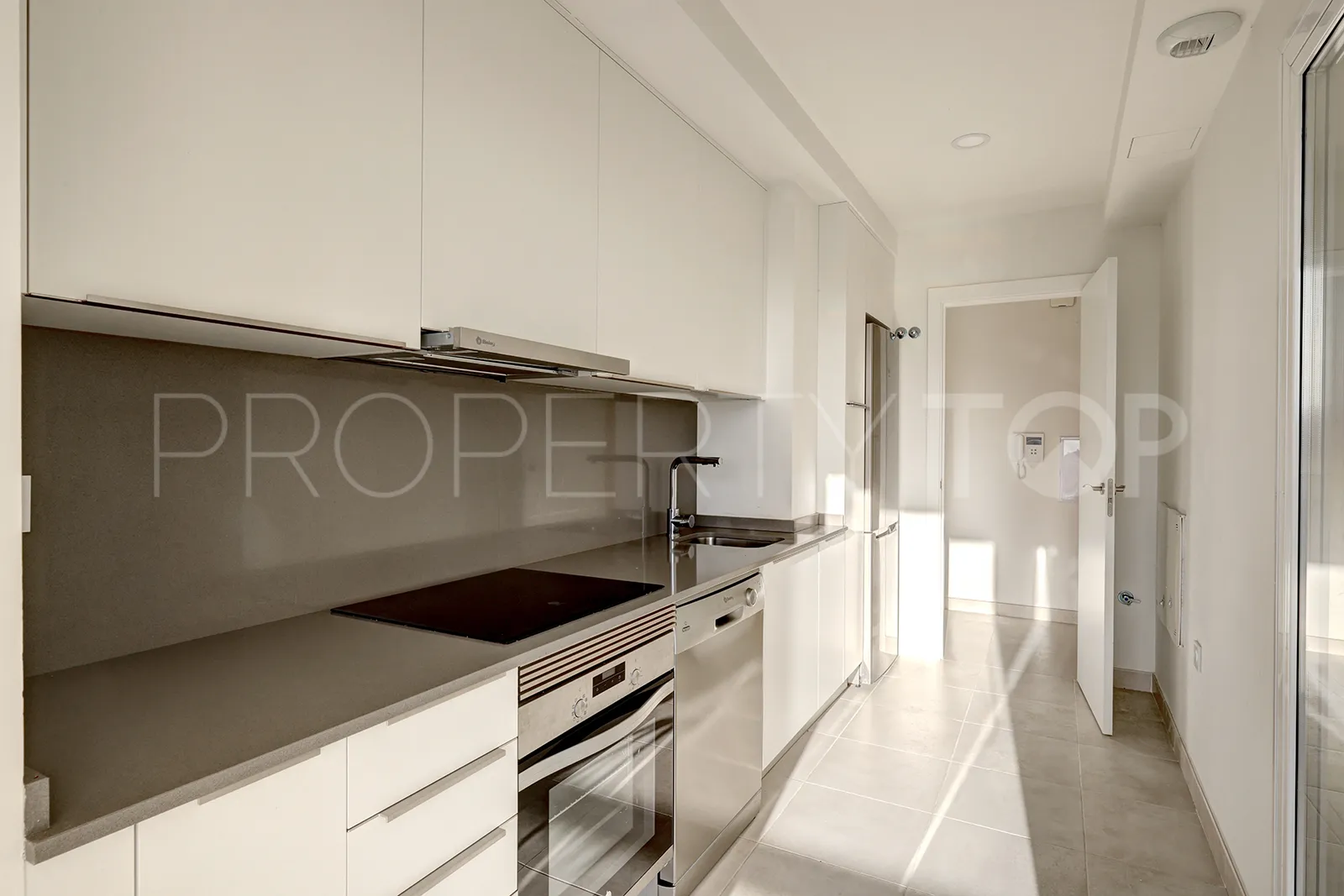 Apartamento en venta en Puerto Blanco con 3 dormitorios