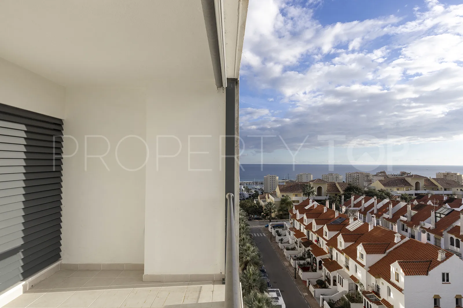 Apartamento en venta en Puerto Blanco con 3 dormitorios